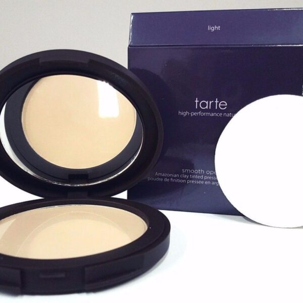 Tarte smooth operator pressed powder light fair color